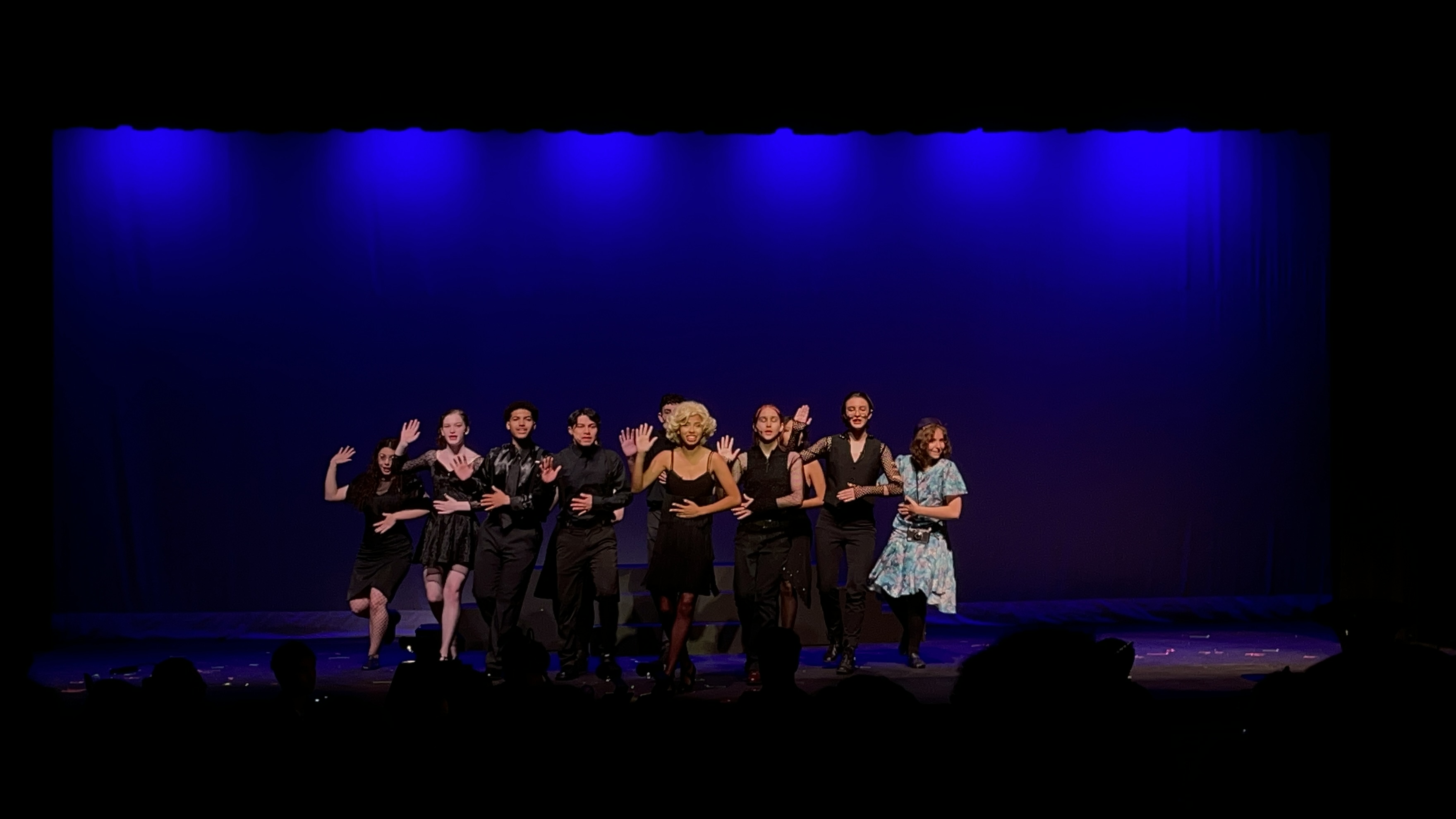 Stella vocals in the school show Chicago